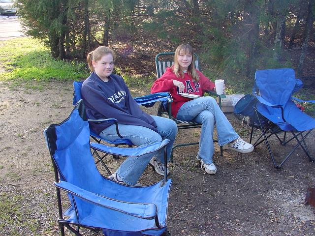 Apr 1 breakfast Meredith and Amber.JPG